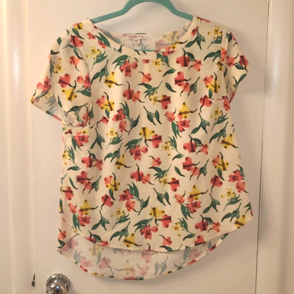 Spring floral top